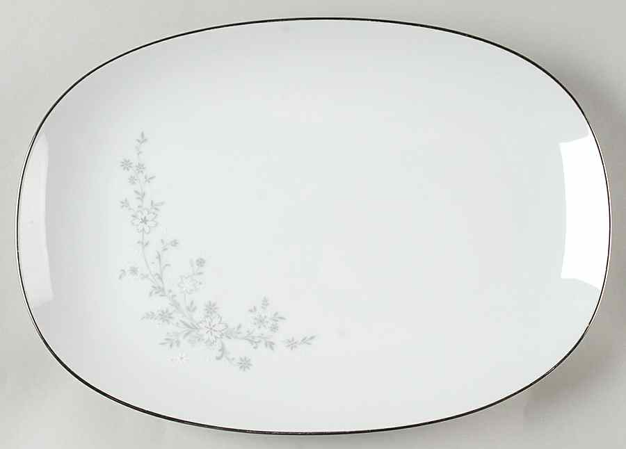 Breeze 13" Oval Serving Platter by Noritake-1