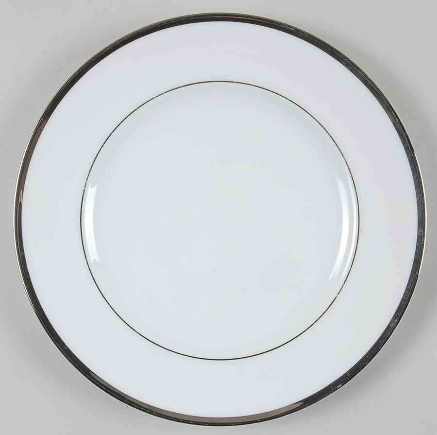 Brigette Luncheon Plate by Noritake-1