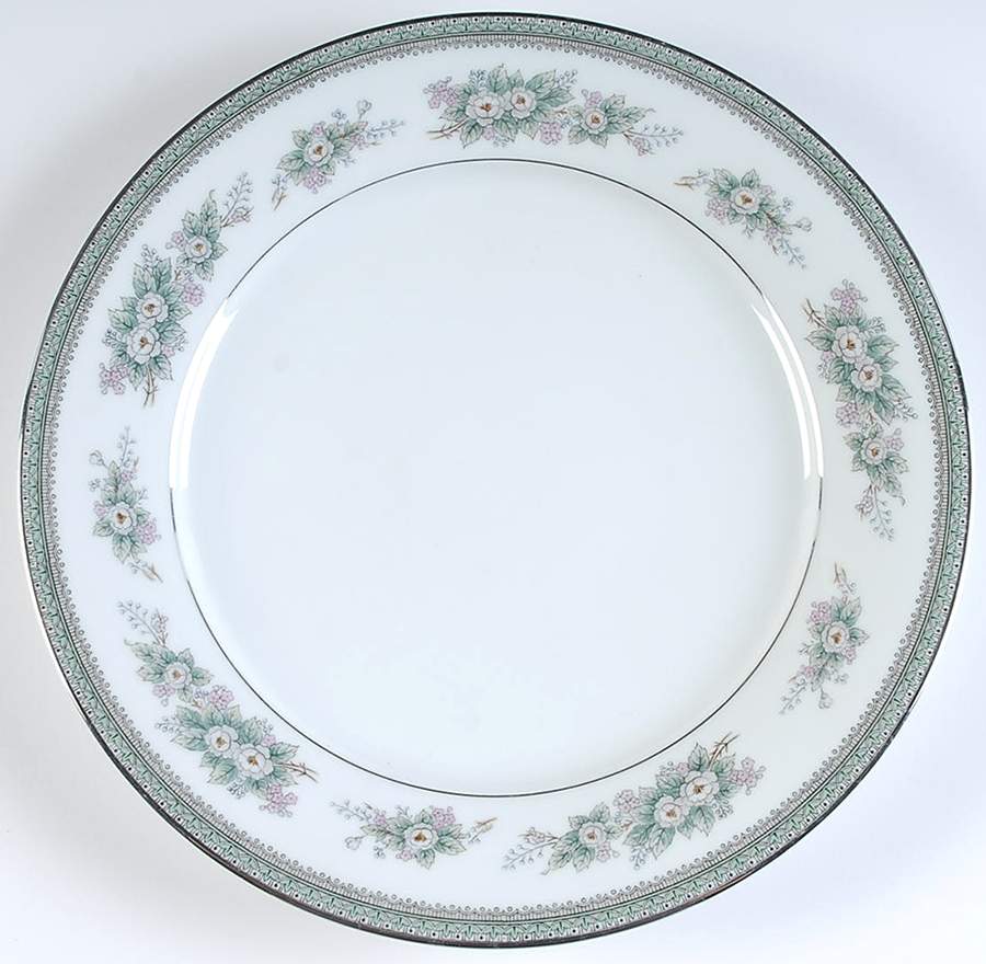 Bristol Dinner Plate by Noritake-1