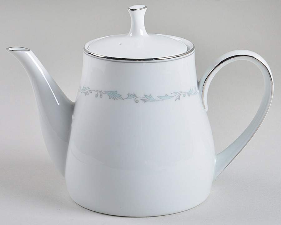 Brooklane Teapot & Lid by Noritake-1