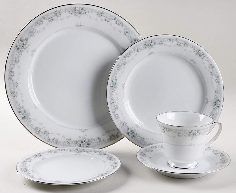 Brookfield 5 Piece Place Setting by Noritake-1