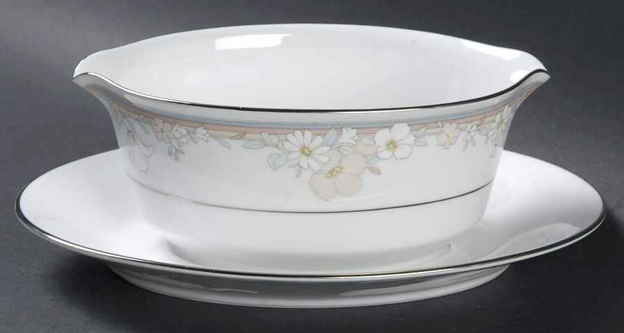 Brookside Gravy Boat with Attached Underplate by Noritake-1