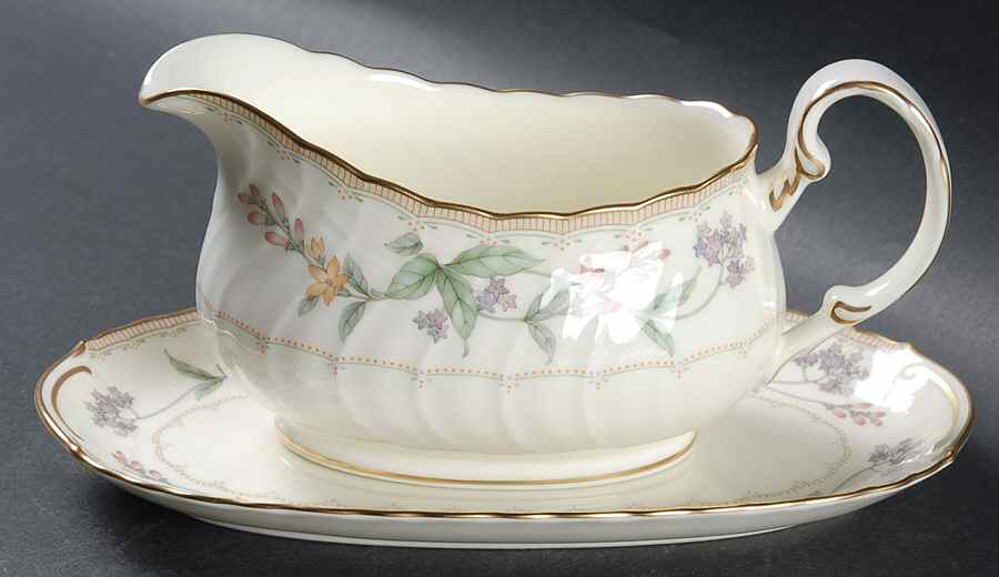 Brookhollow Gravy Boat & Underplate (Relish/Butter) by Noritake-1
