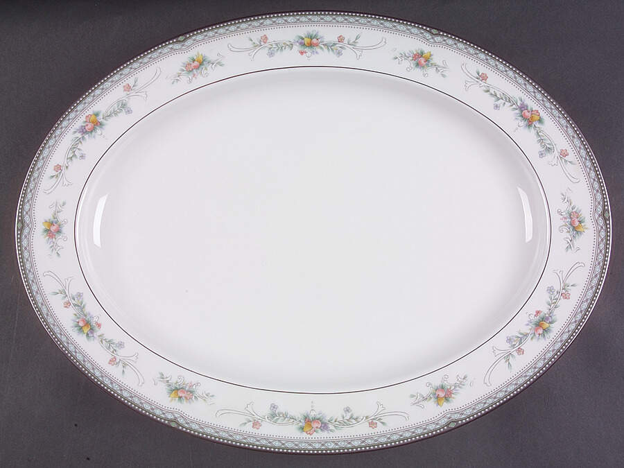 Brookvale 16" Oval Serving Platter by Noritake-1