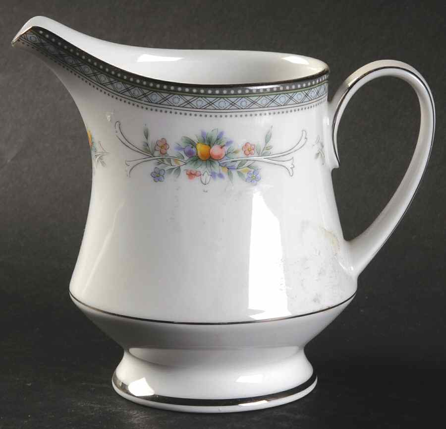 Brookvale Creamer by Noritake-1