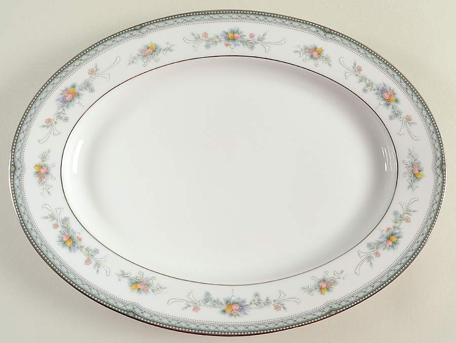 Brookvale 11" Oval Serving Platter by Noritake-1