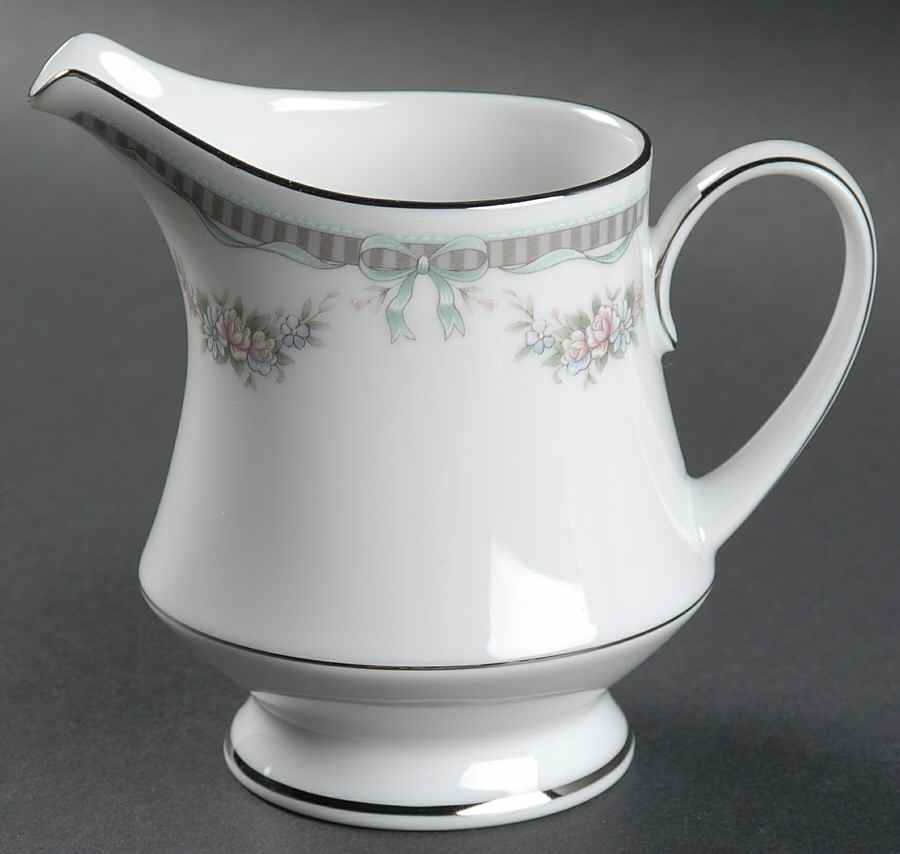 Bridal Ribbon Creamer by Noritake-1