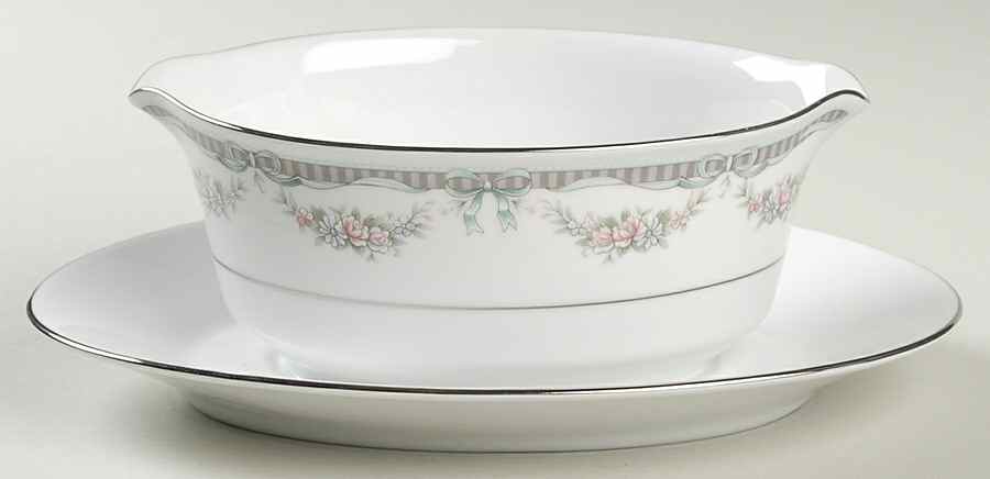 Bridal Ribbon Gravy Boat with Attached Underplate by Noritake-1