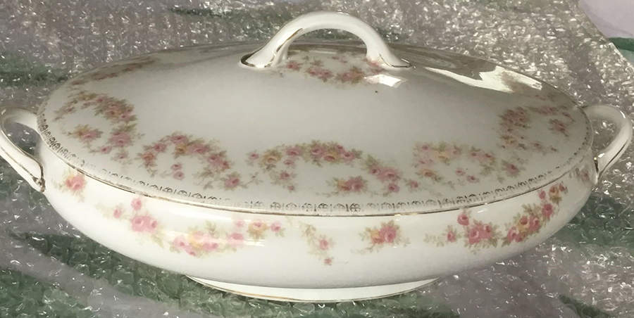 Bridal Rose Oval Covered Vegetable by Noritake-1