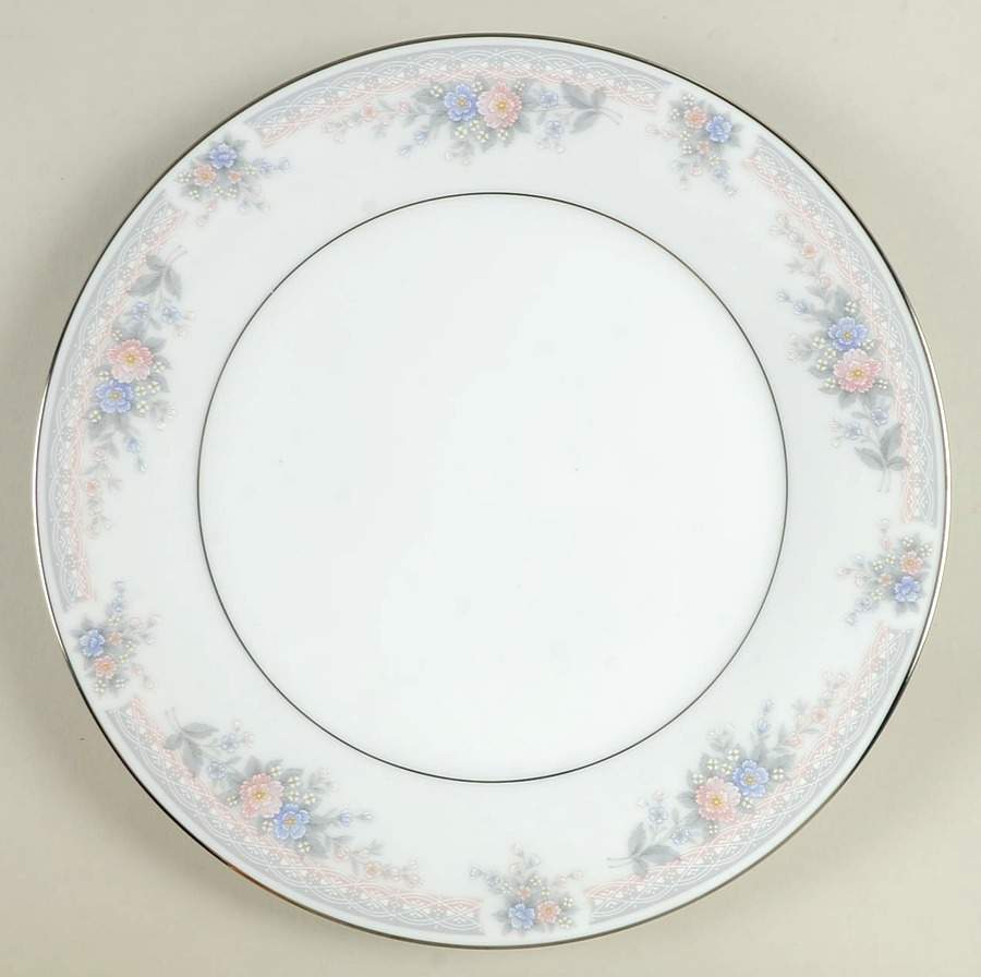 Bridal Waltz Dinner Plate by Noritake-1