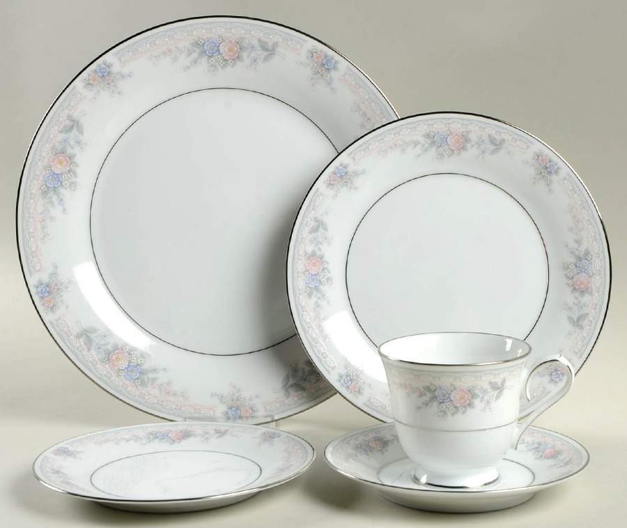 Bridal Waltz 5 Piece Place Setting by Noritake-1