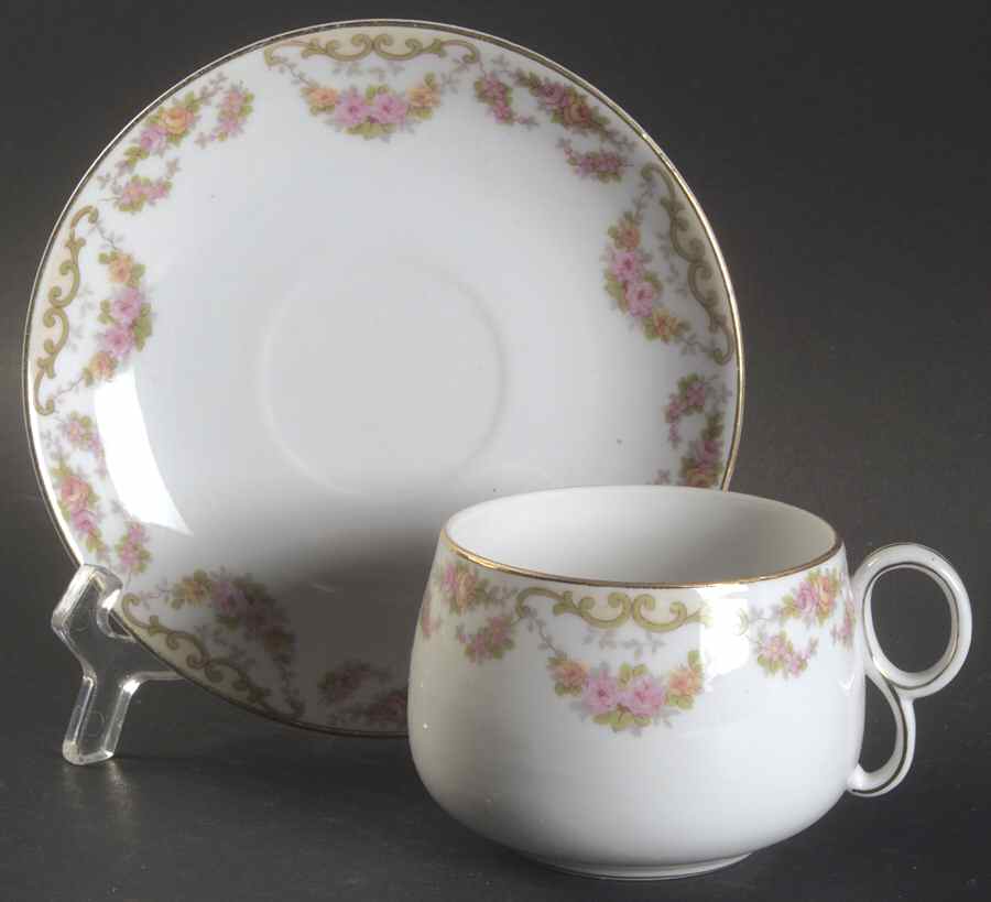 Bridal Wreath Flat Cup & Saucer Set by Noritake-1
