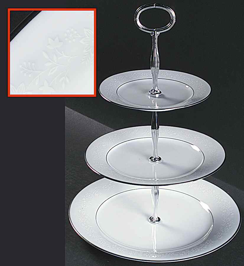 Buckingham 13 7/8"-14 1/4" 3-Tiered Serving Tray(DP,SP,BB) HC by Noritake-1