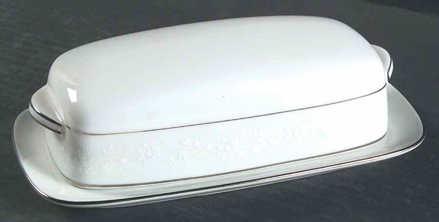 Buckingham 1/4 Lb Covered Butter by Noritake-1