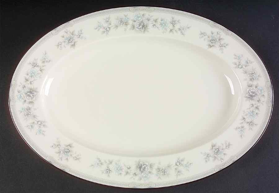 Buena Vista 16" Oval Serving Platter by Noritake-1