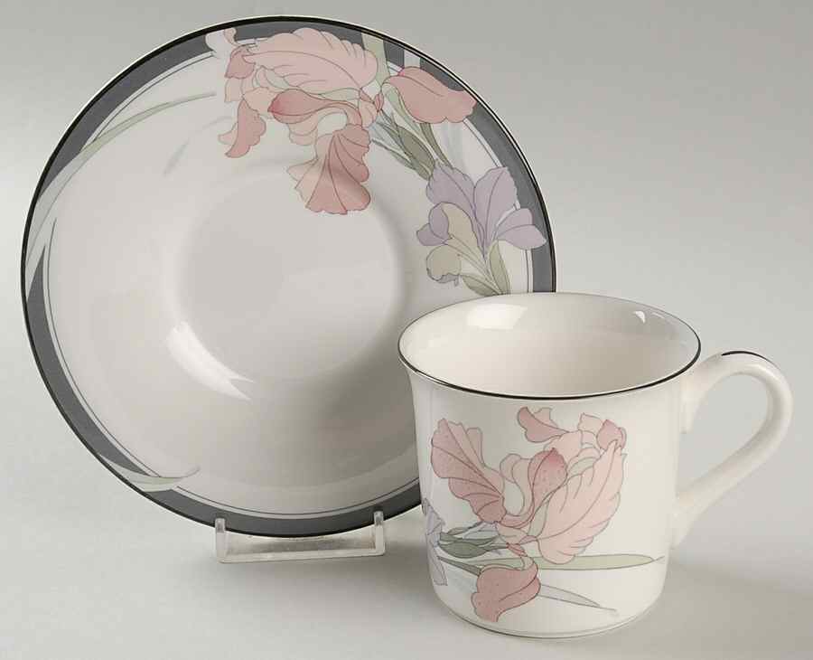 Cafe Du Soir Flat Cup & Saucer Set by Noritake-1