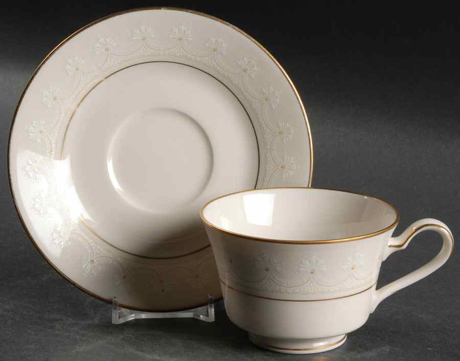 Caledonia Footed Cup & Saucer Set by Noritake-1