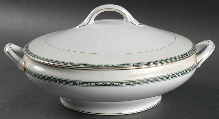 Cambridge Round Covered Vegetable by Noritake-1