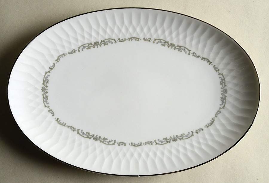 Camden 12" Oval Serving Platter by Noritake-1