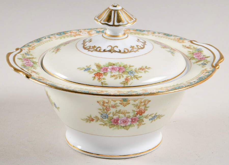 Camelot (6000) Sugar Bowl & Lid by Noritake-1