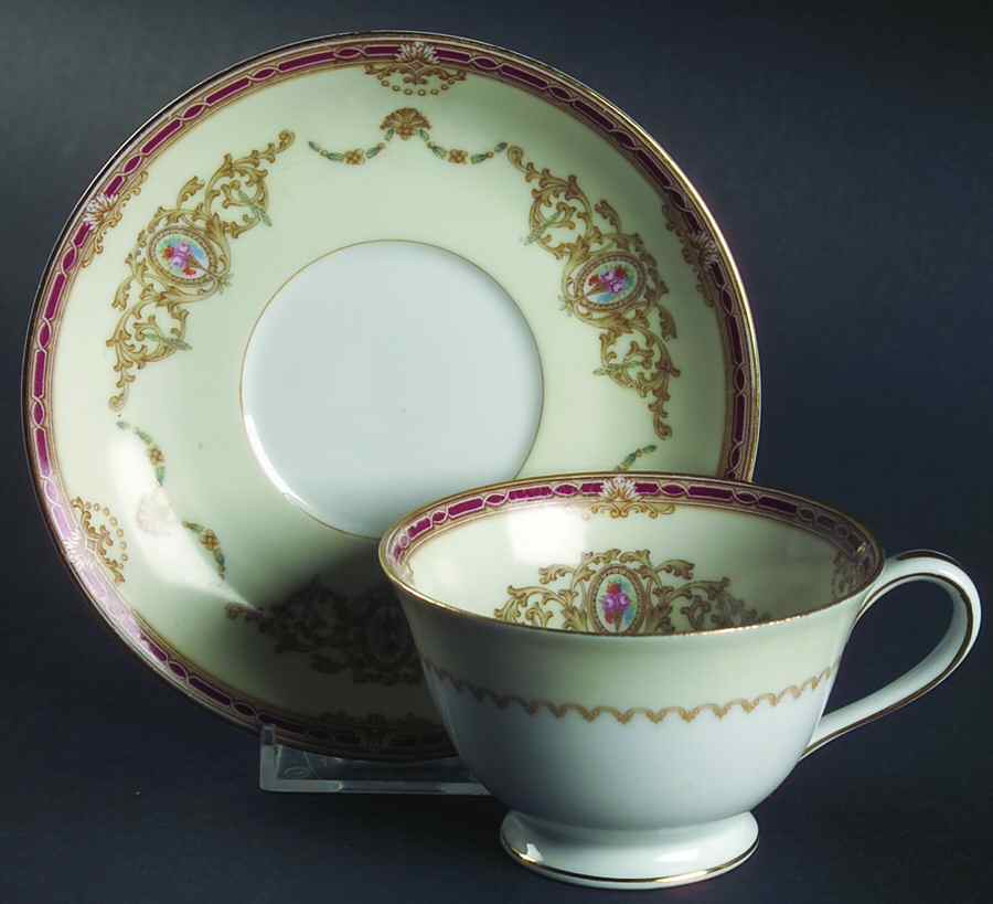 Cameo Footed Cup & Saucer Set by Noritake-1