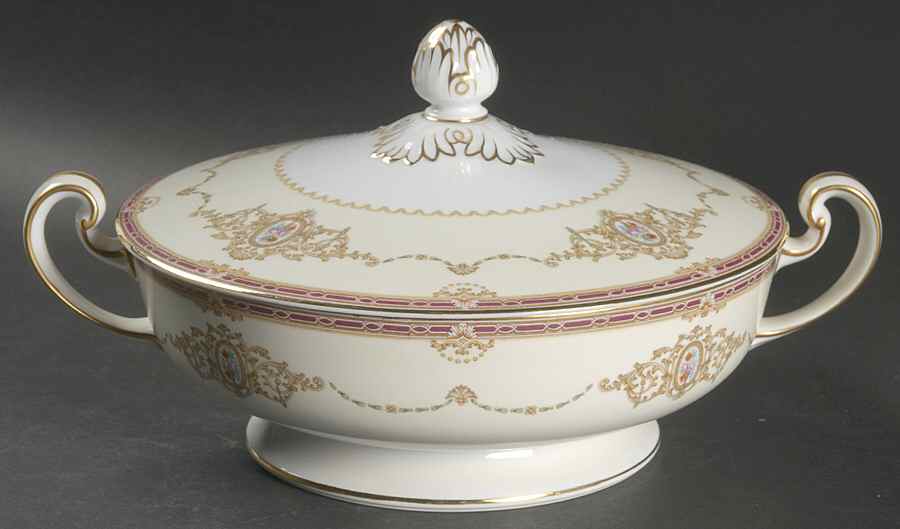 Cameo Round Covered Vegetable by Noritake-1