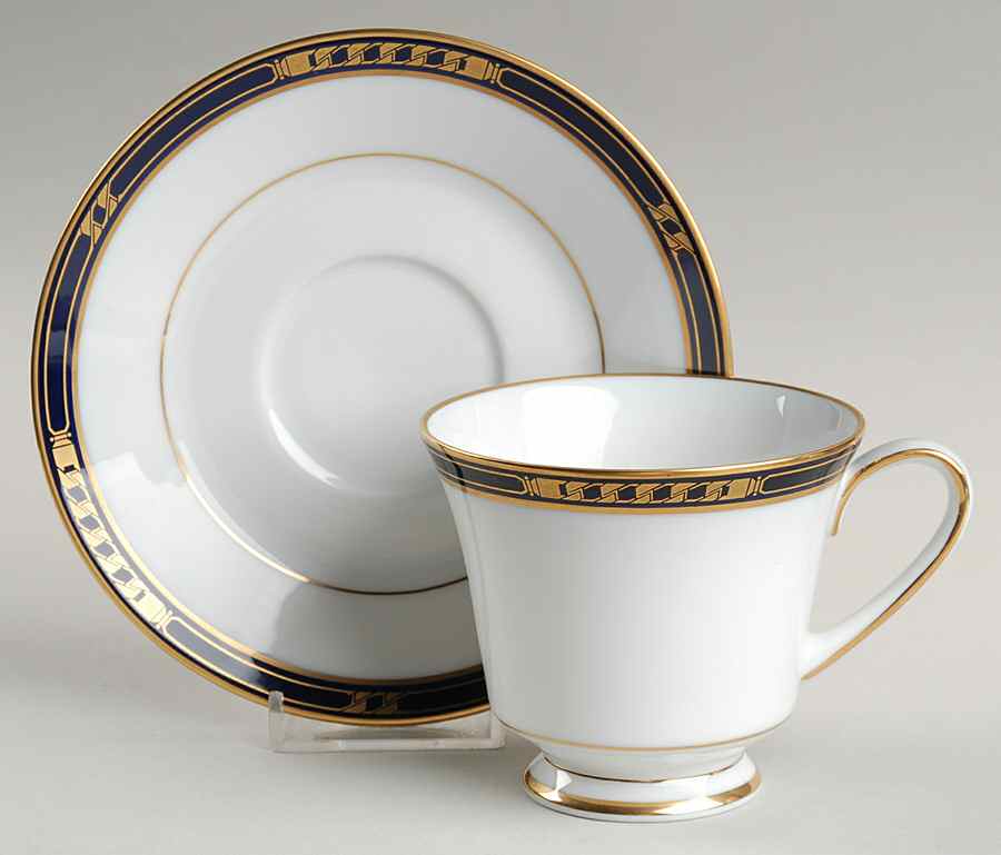 Canastel Footed Cup & Saucer Set by Noritake-1