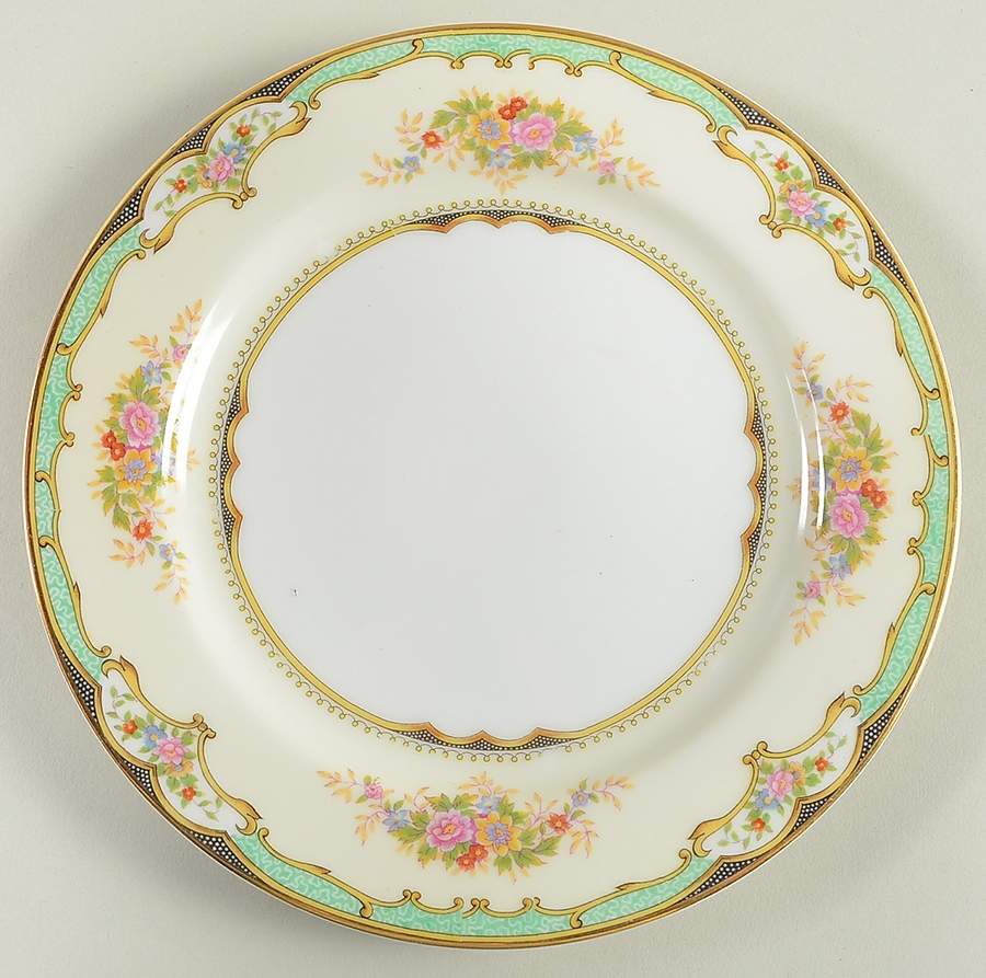 Carola Luncheon Plate by Noritake-1