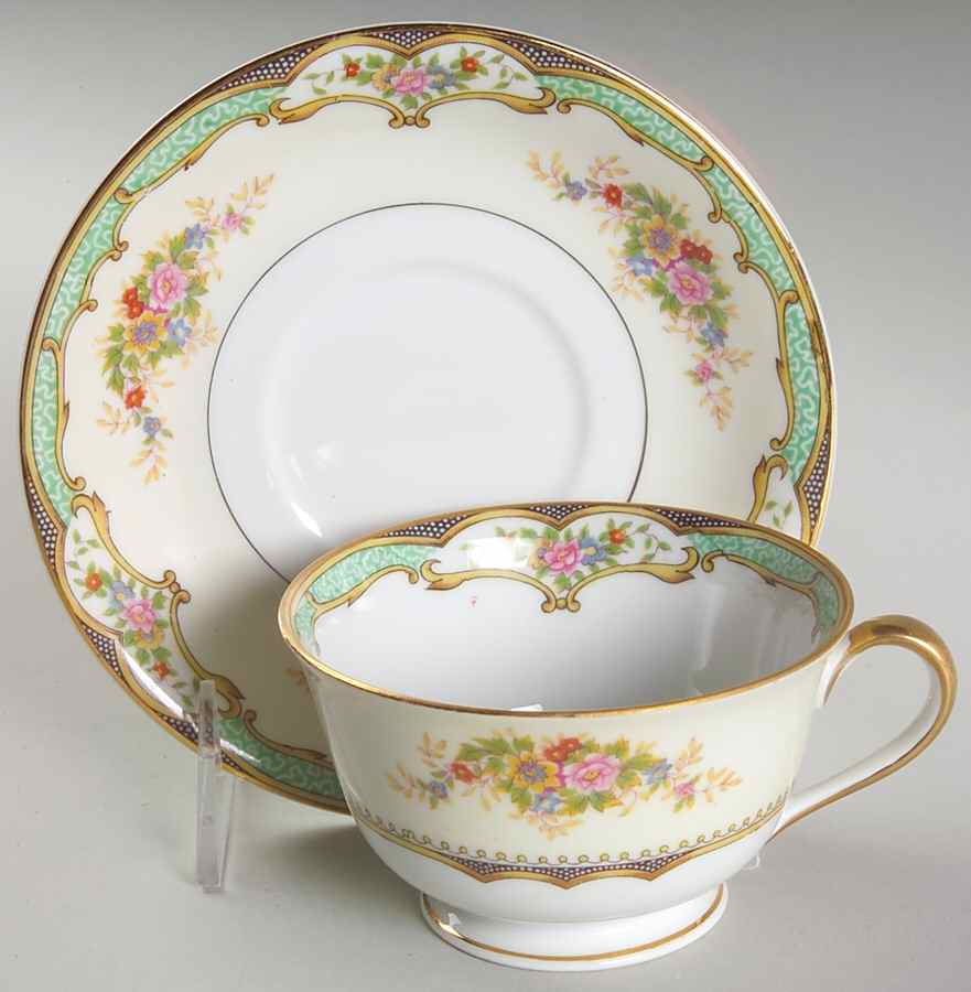 Carola Footed Cup & Saucer Set by Noritake-1
