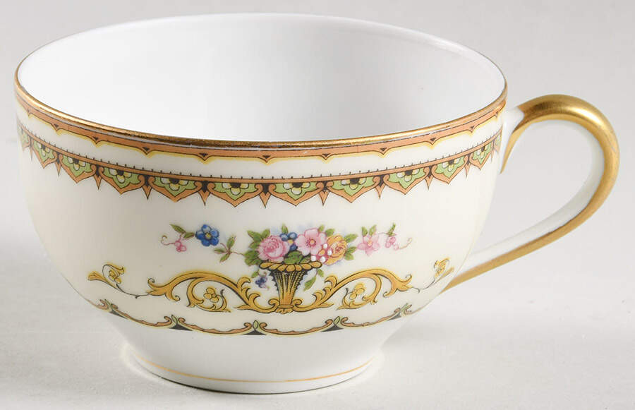 Carltonia Oversized Cup by Noritake-1