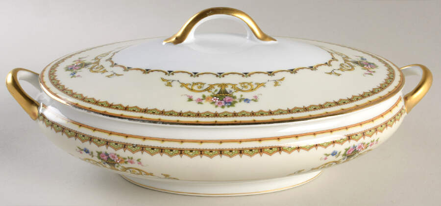 Carltonia Oval Covered Vegetable by Noritake-1