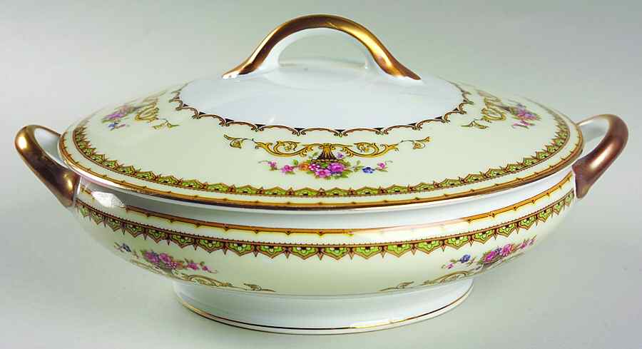Carltonia Round Covered Vegetable by Noritake-1