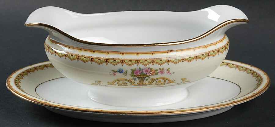 Carltonia Gravy Boat with Attached Underplate by Noritake-1
