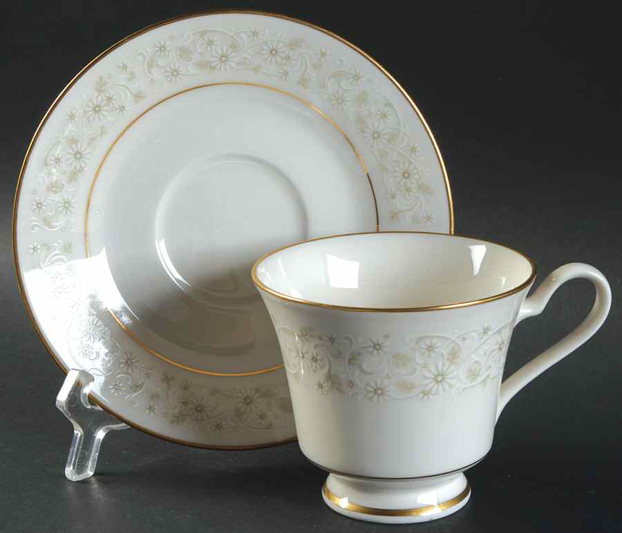 Carlyle Footed Cup & Saucer Set by Noritake-1