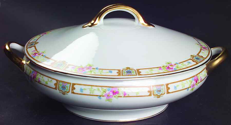 Carmen Round Covered Vegetable by Noritake-1