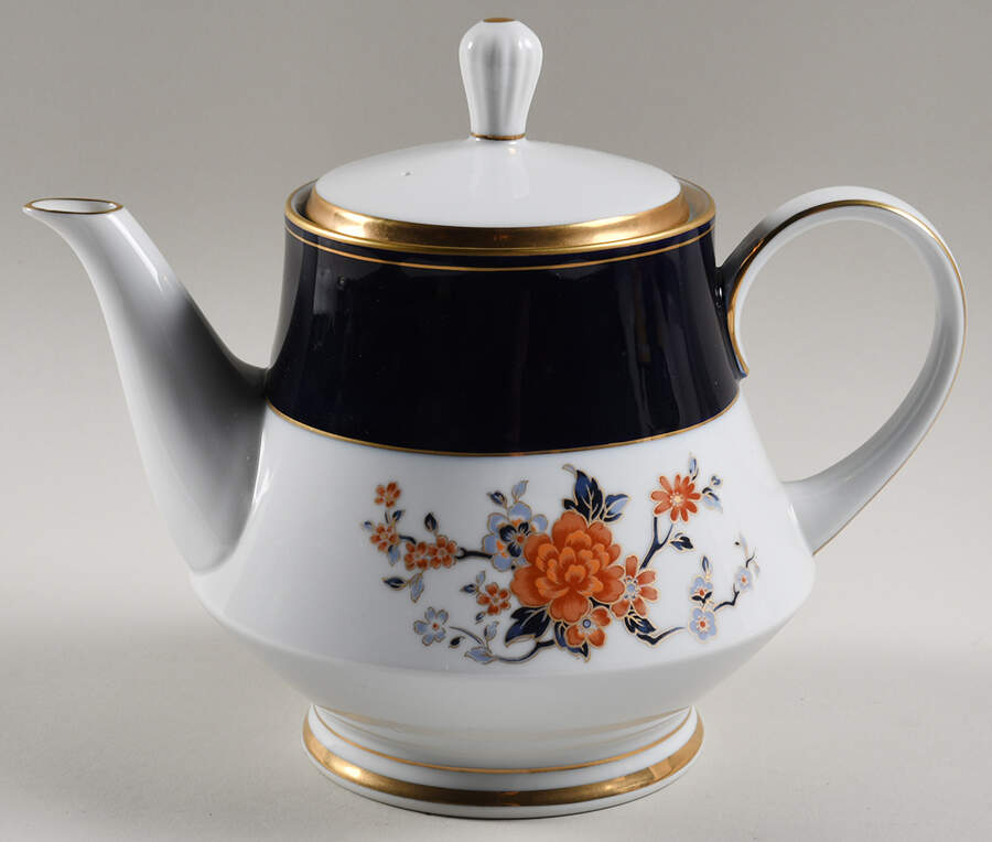 Carmine Teapot & Lid by Noritake-1