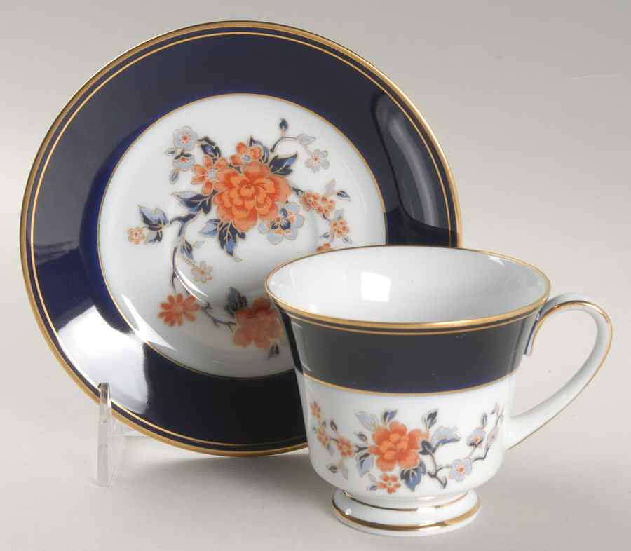 Carmine Footed Cup & Saucer Set by Noritake-1