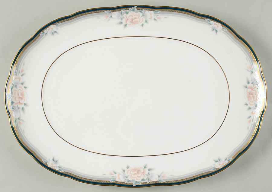 Carnegie 14" Oval Serving Platter by Noritake-1