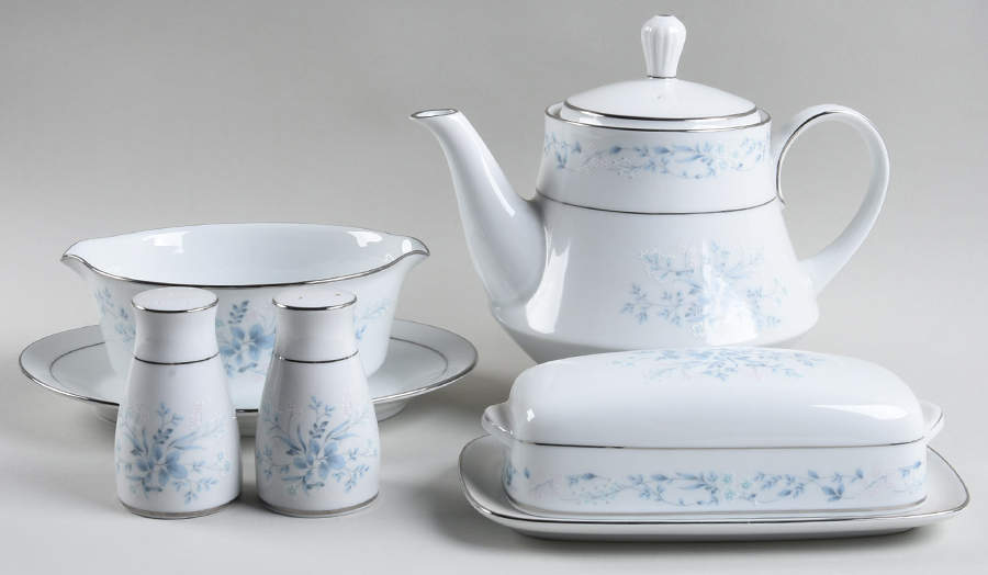 Carolyn Completer Set by Noritake-1