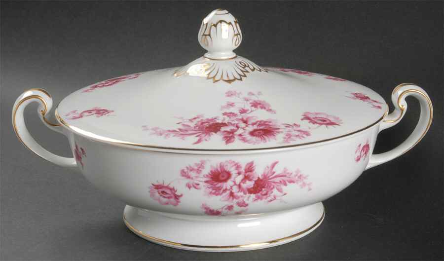 Carolyn Round Covered Vegetable by Noritake-1
