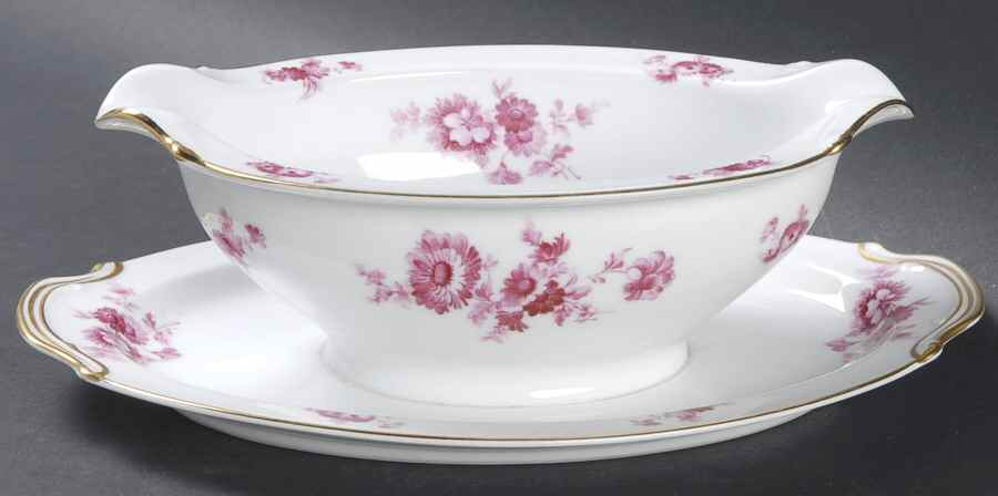 Carolyn Gravy Boat with Attached Underplate by Noritake-1