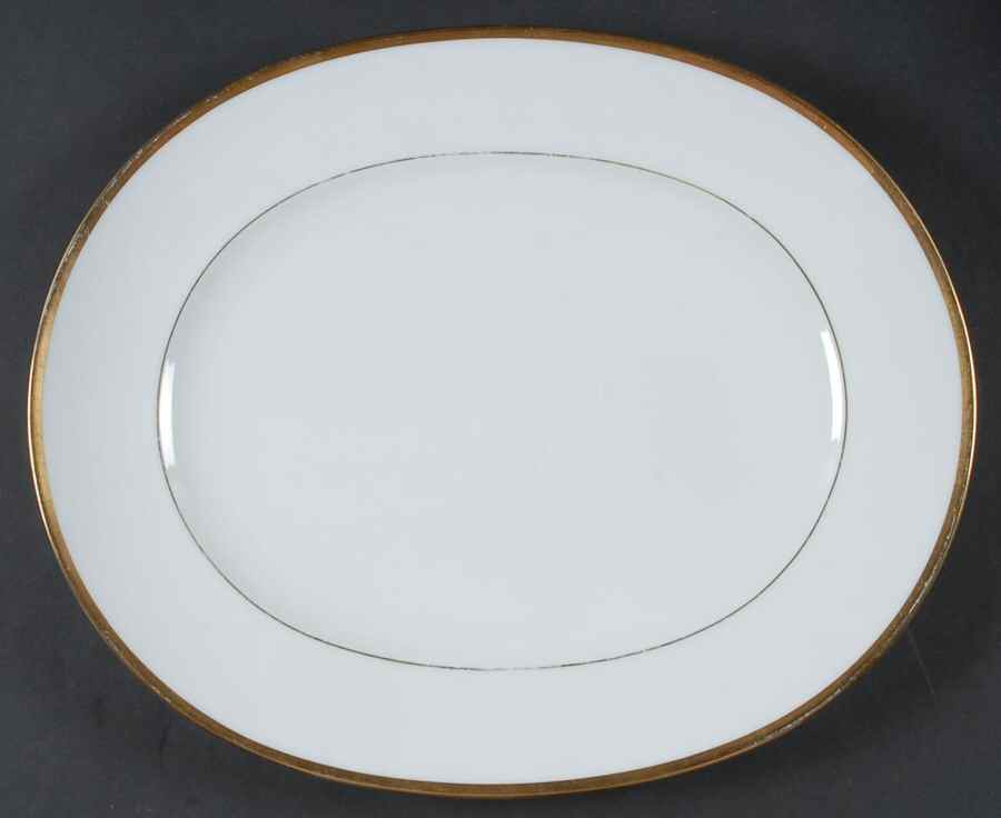 Carrie 13" Oval Serving Platter by Noritake-1