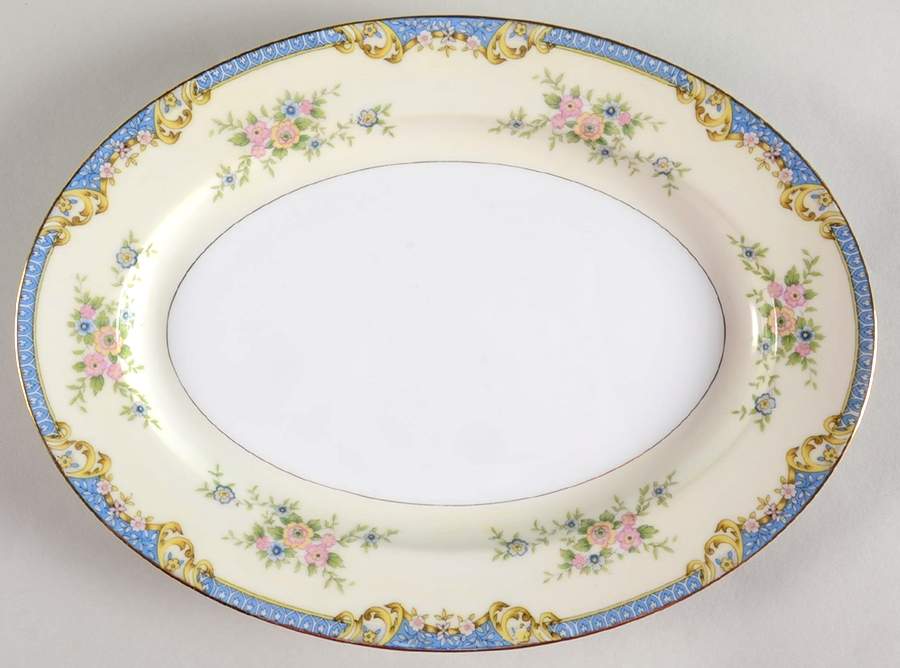 Casino 11" Oval Serving Platter by Noritake-1