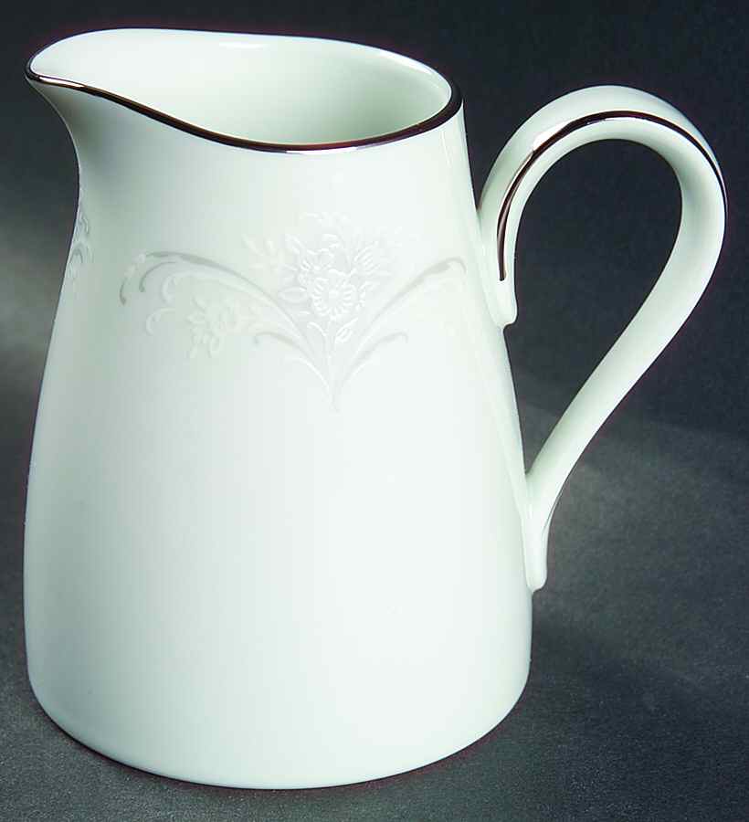Casablanca Creamer by Noritake-1