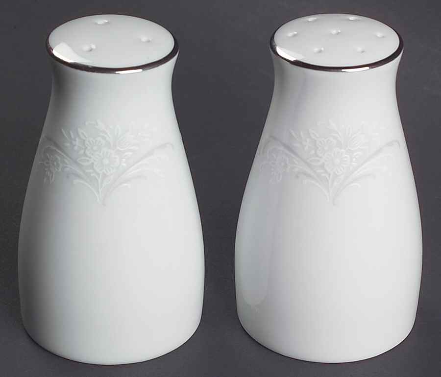 Casablanca Salt & Pepper Set by Noritake-1