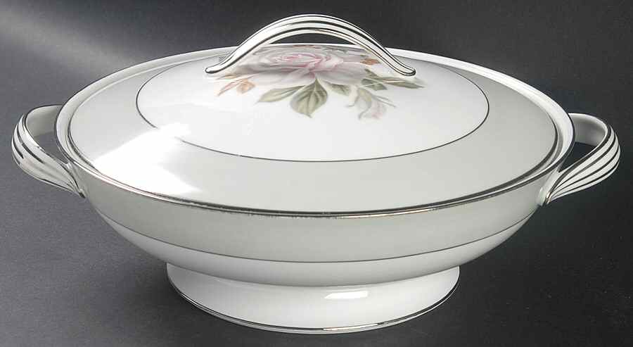 Cascade Round Covered Vegetable by Noritake-1