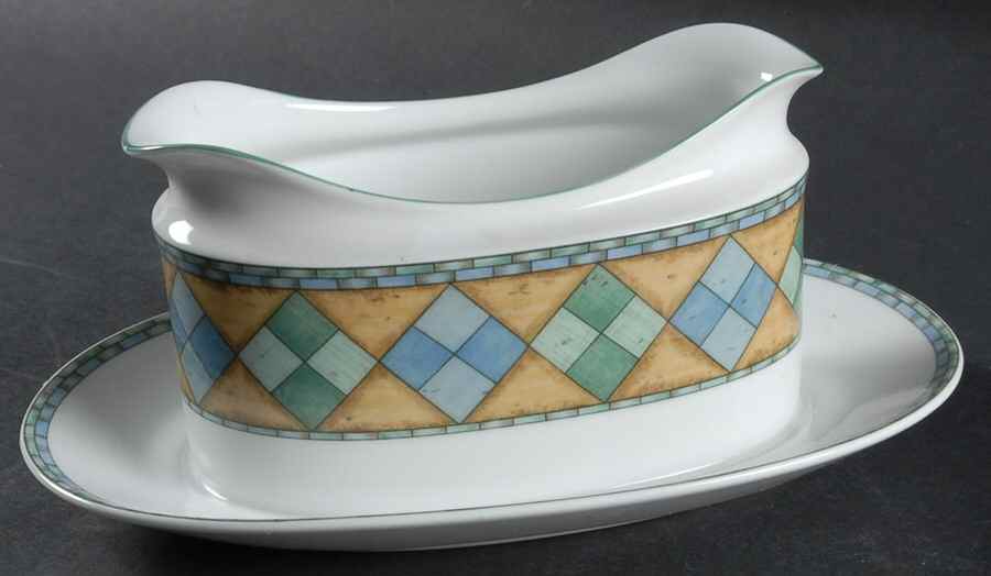 Castillo Gravy Boat with Attached Underplate by Noritake-1