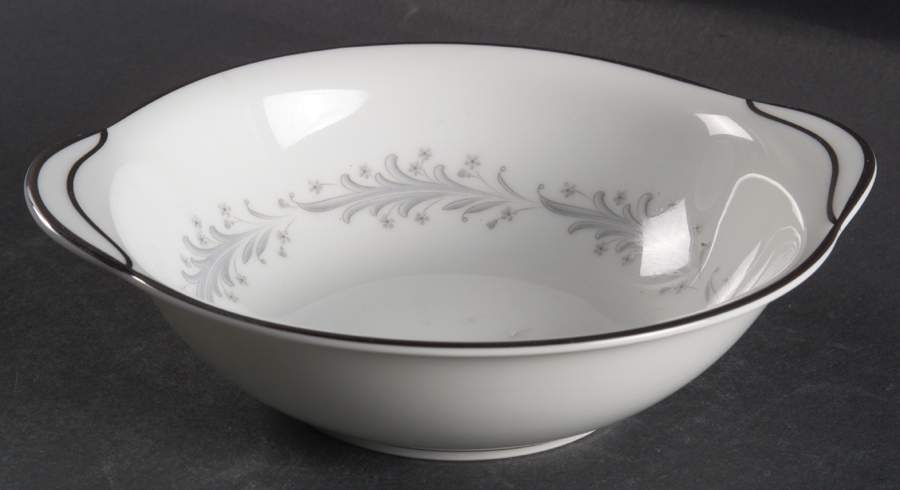 Cavalier Lugged Cereal Bowl by Noritake-1