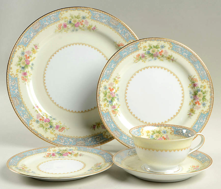 Cerulean 5 Piece Place Setting by Noritake-1