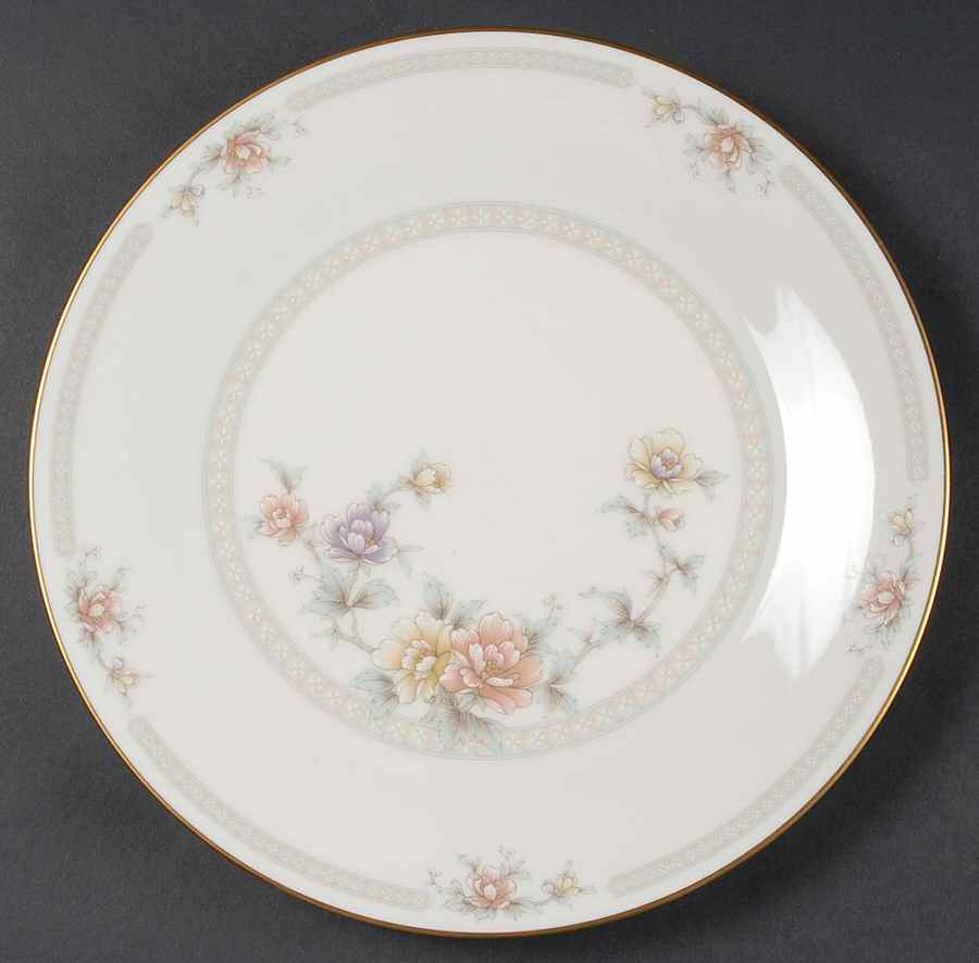 Cervantes Dinner Plate by Noritake-1